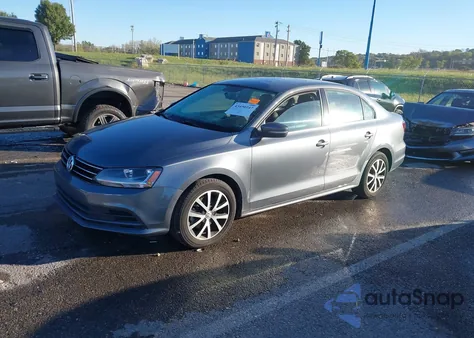 2017 Volkswagen Jetta 1.4T Se from USA, damaged, VIN 3VWDB7AJ4HM388514